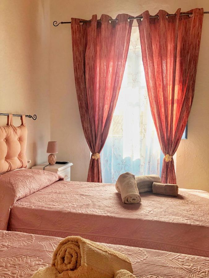 Bnb Le Janas Cabras Exterior photo