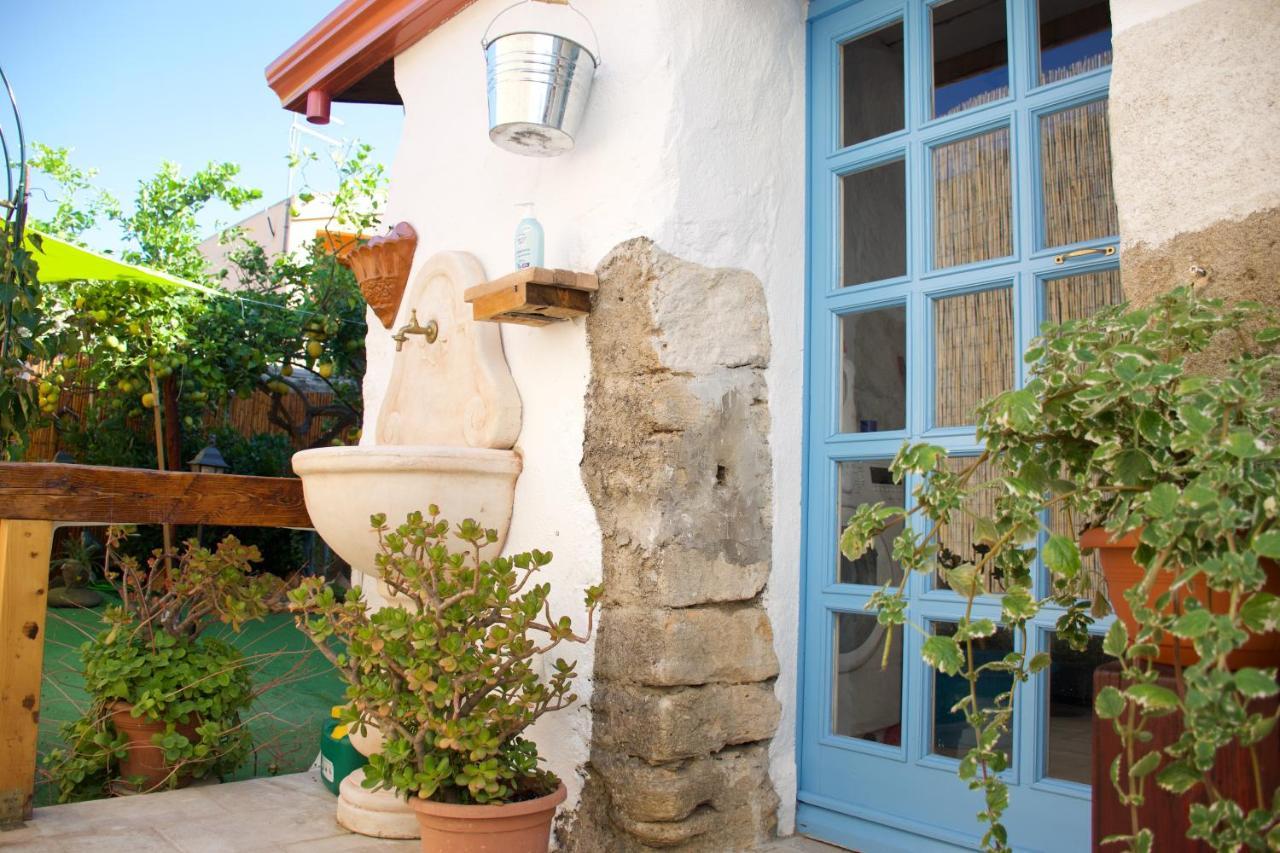 Bnb Le Janas Cabras Exterior photo